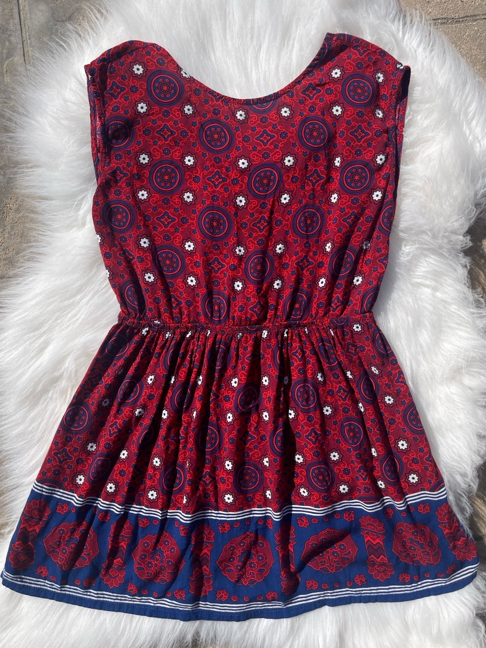 Red and Blue Boho Medallion Print Sleeveless Tie-back Dress. Girls Size 9/10